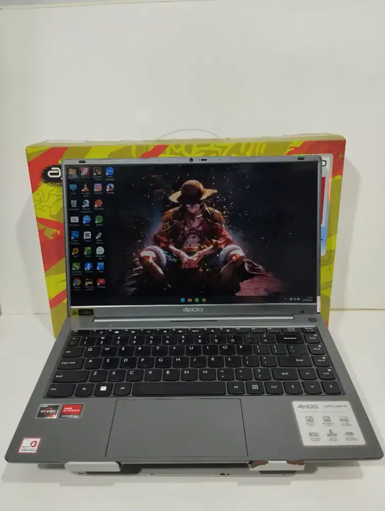 LAPTOP AXIO HYPE 5 AMD X3