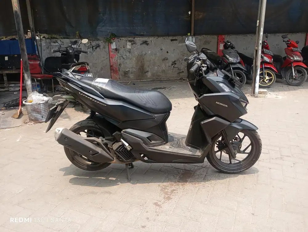 Honda Vario 160 Tahun 2023 surat komplit
