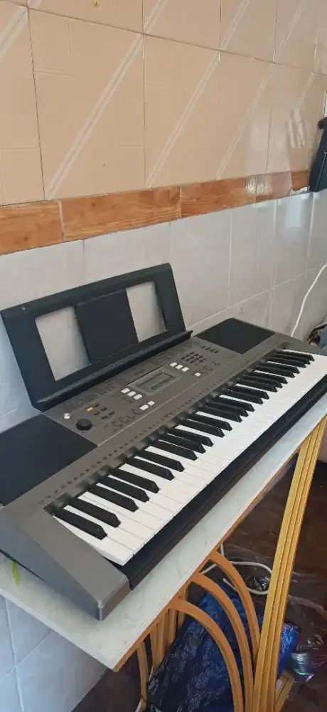 Piano Yamaha Psr E 353