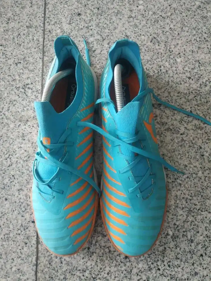 Ortuseight Forteclaws IN SIze 45 Sepatu aja noo box