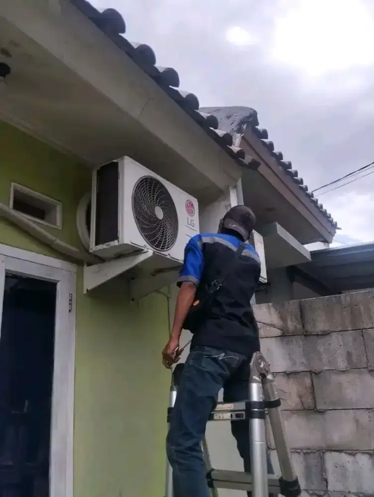 Service AC bongkar pasang AC kulkas pompa air
