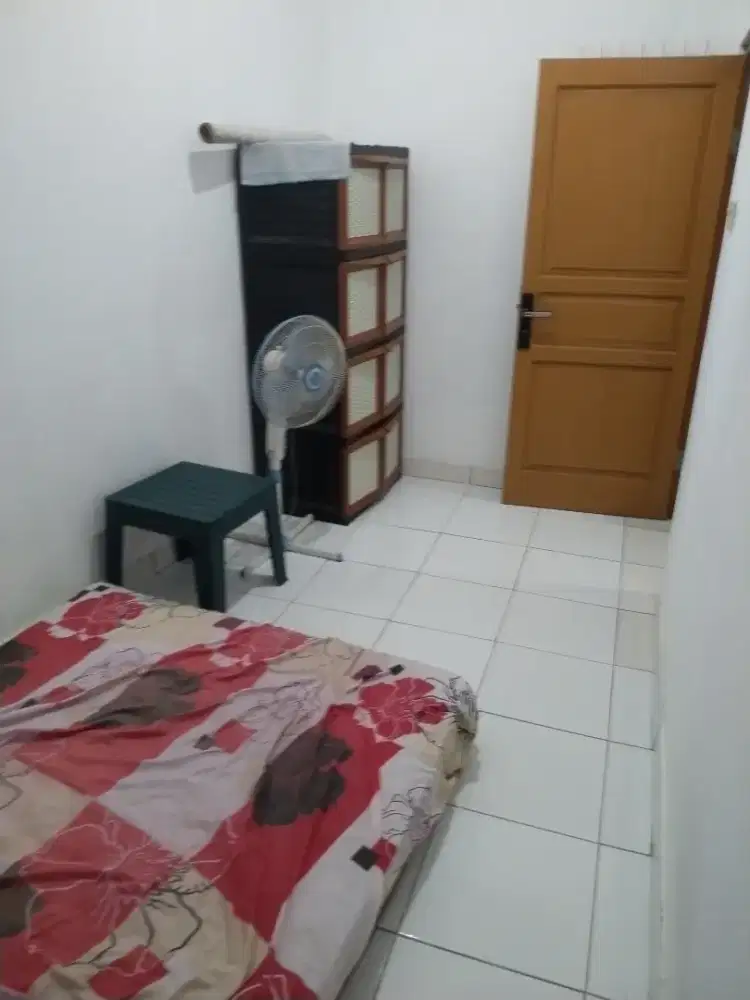 Kontrakan Cikarang Ibu Eli (KOST IBU ELaI)