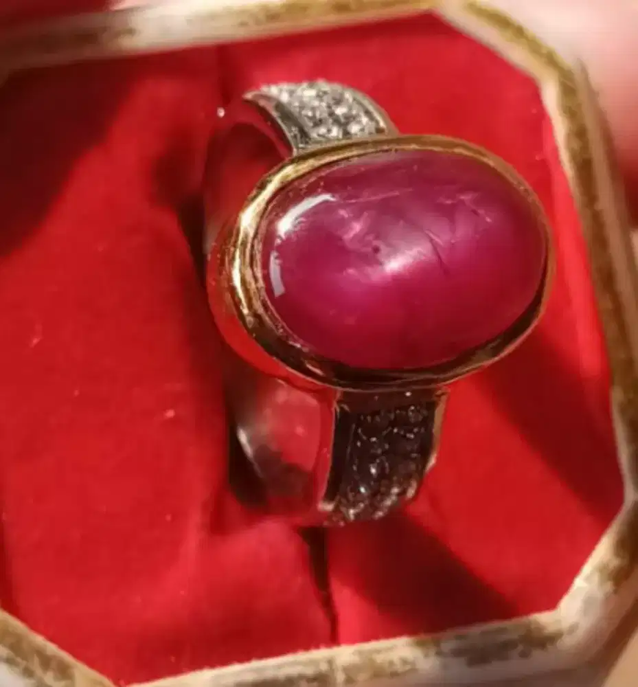 Batu Ruby Star Madagaskar