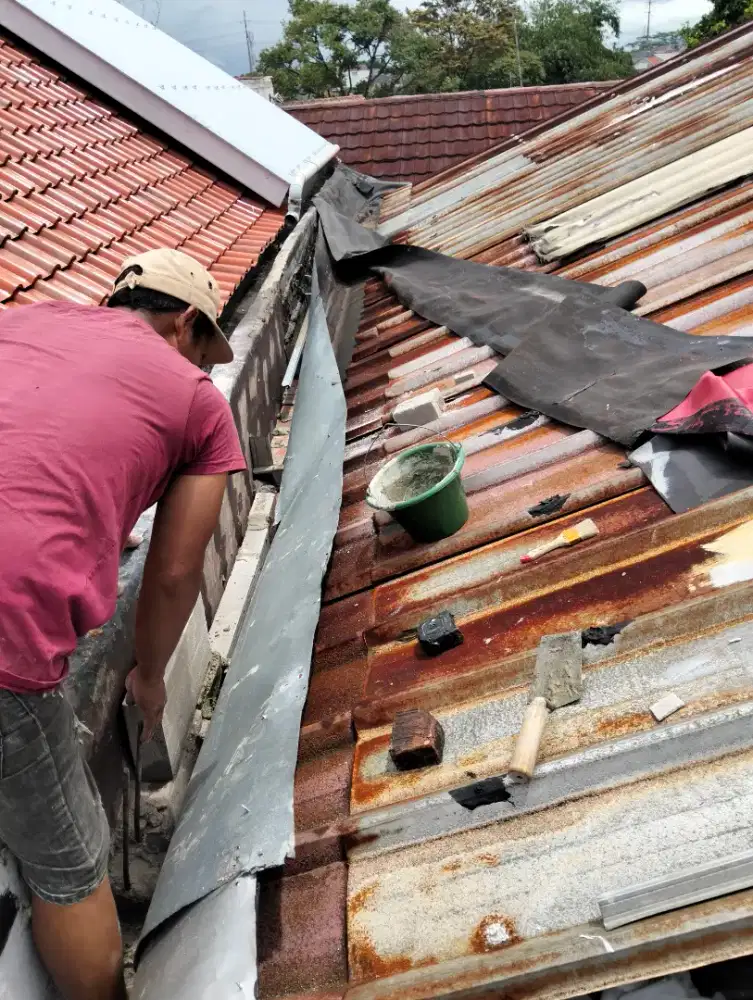 Tukang atap bocor ganti atap renopasi bangunan