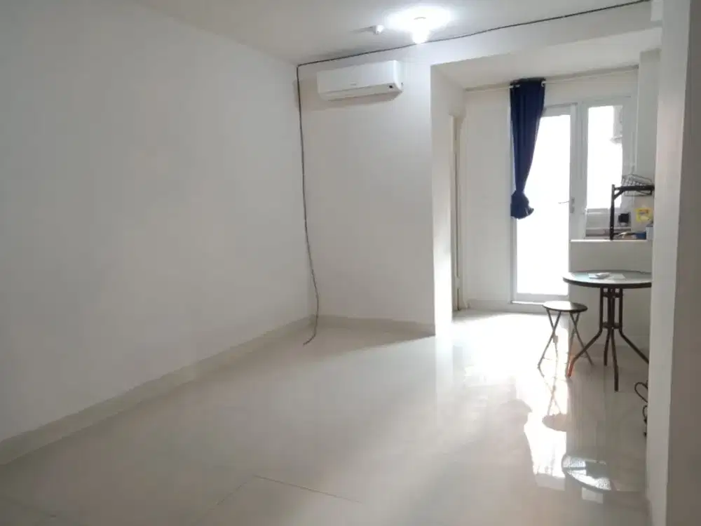 Dijual Apartemen Studio Oak Tower B Lantai 7 – Unfurnish, Bebas Tata Ruang, Dekat Busway & Akses Kelapa Gading, Pulo Gadung