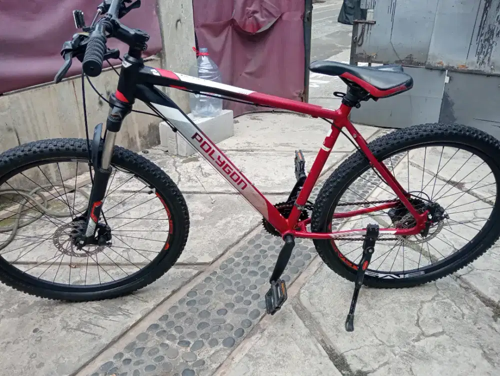 D jual MTB Polygon cascade 2 UK 27,5 Aloy