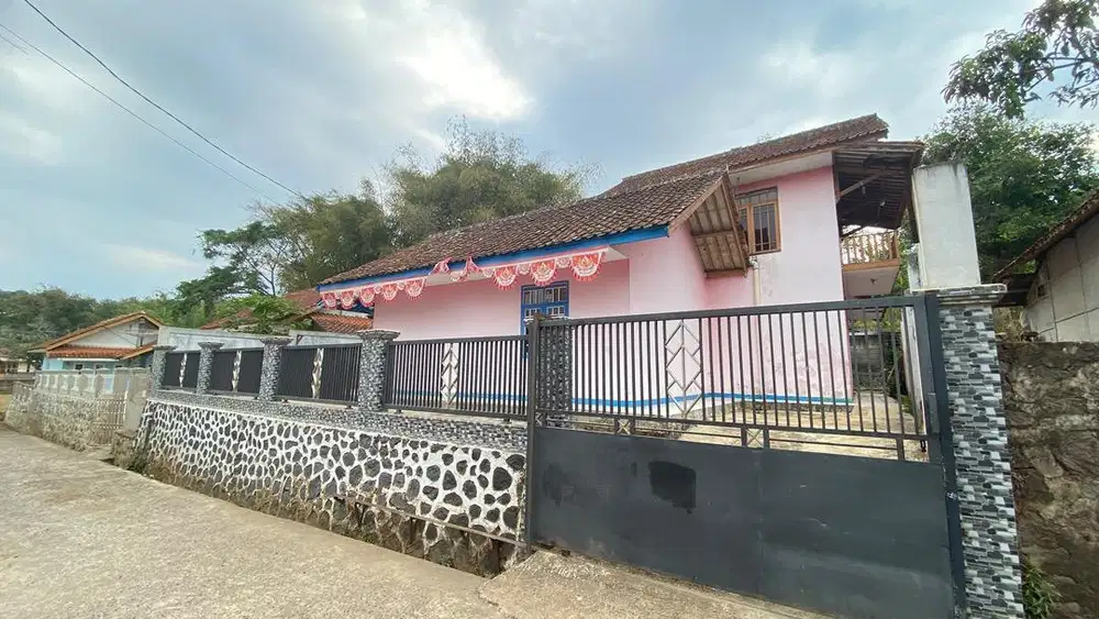 Jual Murah Rumah Asri Suasana Desa, Cocok Untuk Pensiunan/Slowliving