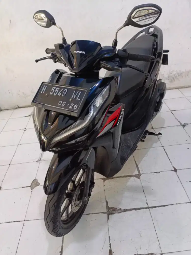 vario 125 thn2021 hitam