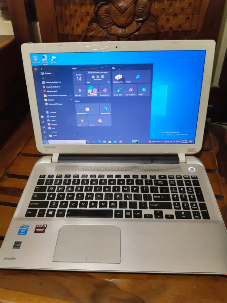 Laptop speck tinggi second bergaransi