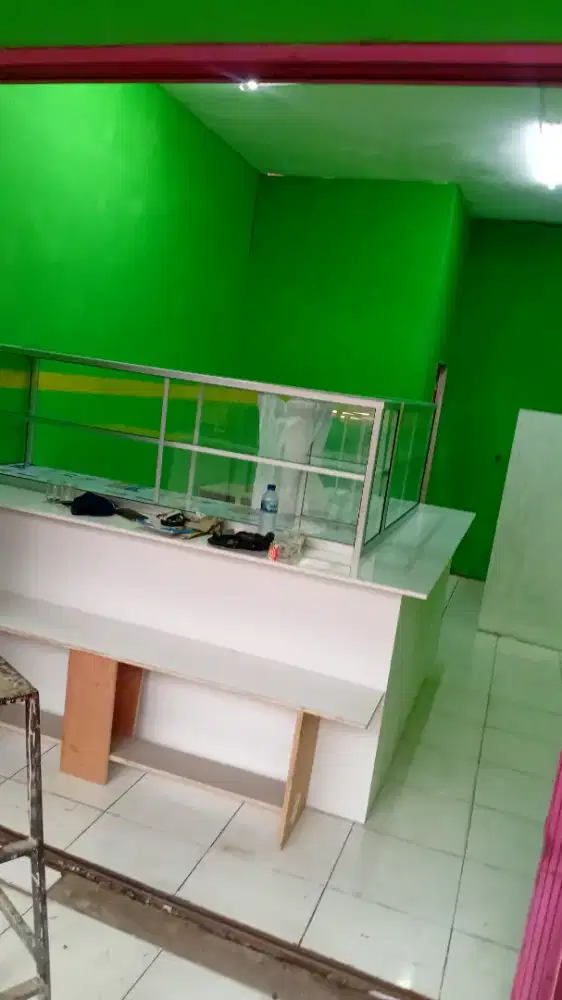 Dijual etalase warteg + meja