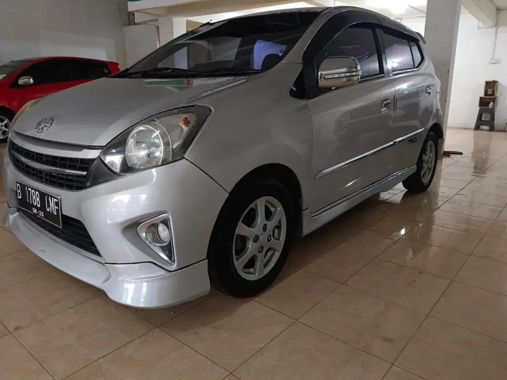 Toyota Agya 1.0 TRD Sportivo Bensin-AT 2014 Silver