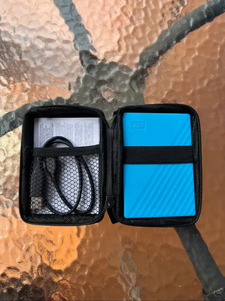 WD My Passport 2TB Portable Eksternal Biru - Mulus + Hardcase