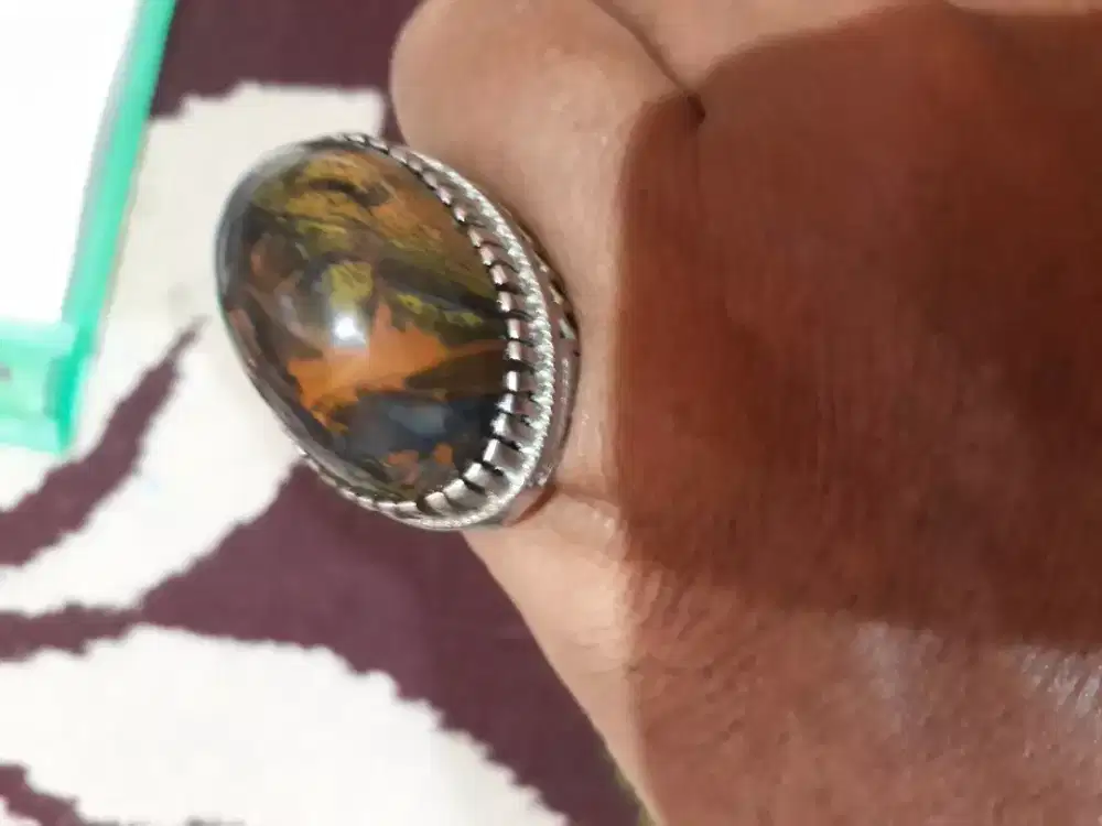 dijual  batu cincin pancawarna