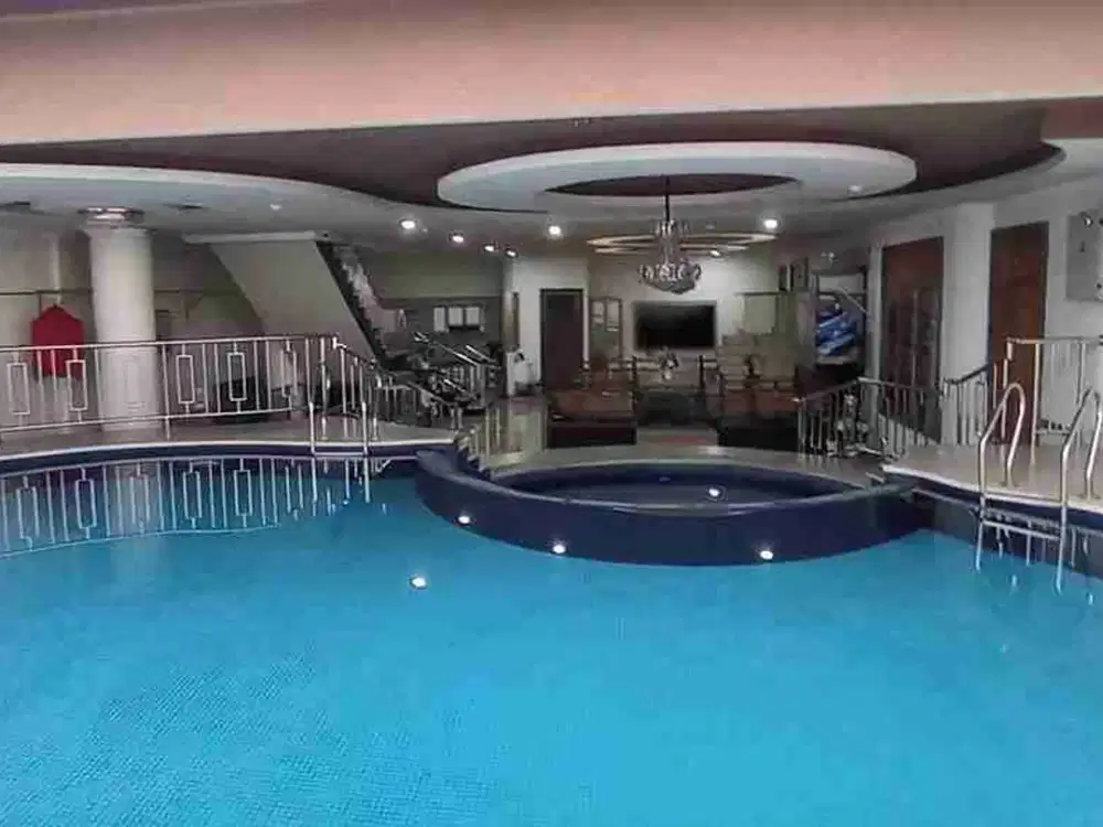 Dijual Cepat Rumah Mewah Luxury di Mainroad Arcamanik Dekat ke Jl. Ters. Jakarta Antapani
