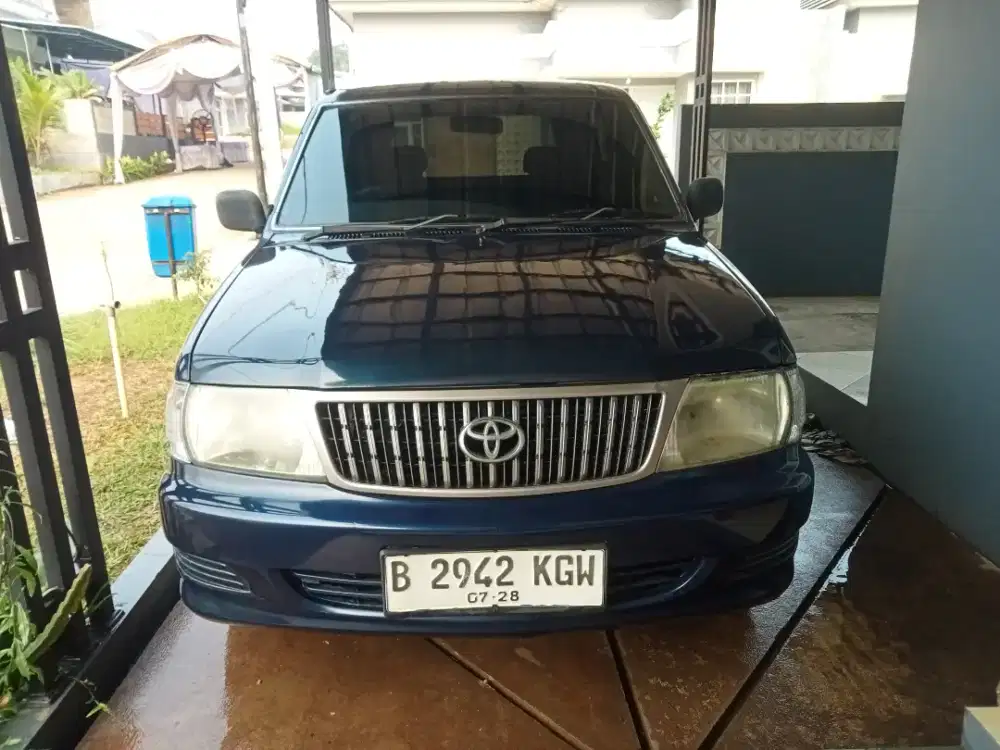 Toyota Kijang Kapsul Th 2002