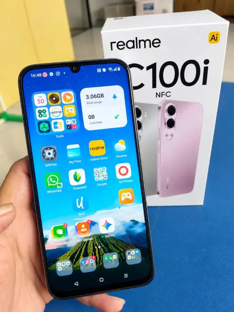 Hp Realme C100i Ram 4+8/256gb 4G LTE 7000 Mah Purple Fullset Like New