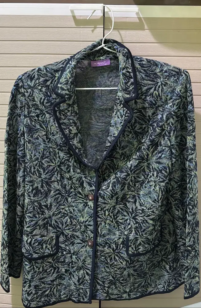 OUTER PREMIUM CANTIK WANITA