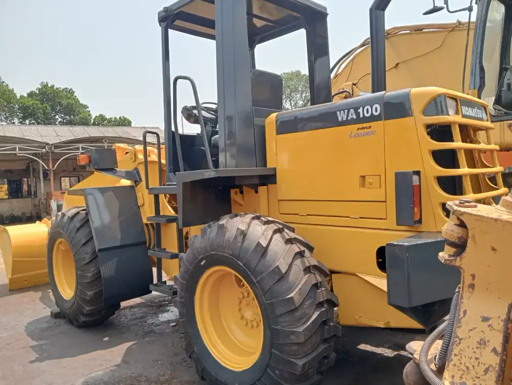 WHEEL LOADER KOMATSU WA100-3 IMPORT 204