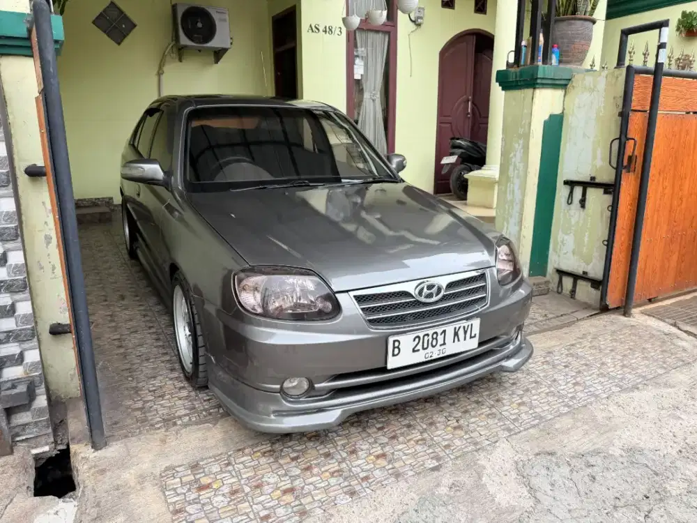 Dijual Hyundai Avega Gx 2011 MT