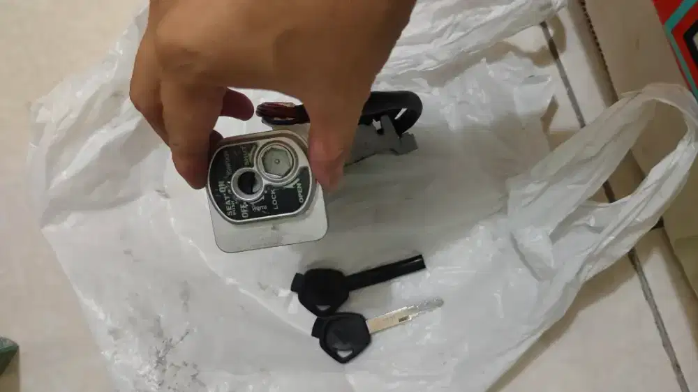Kontak kunci baru 7 hari pake