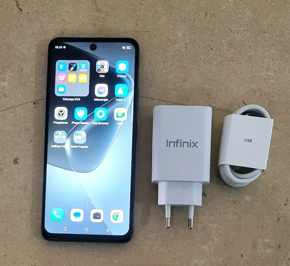 Dijual Cepat Hp infinix Hot 50 Ram 6+4/256 kondisi normal semuanya