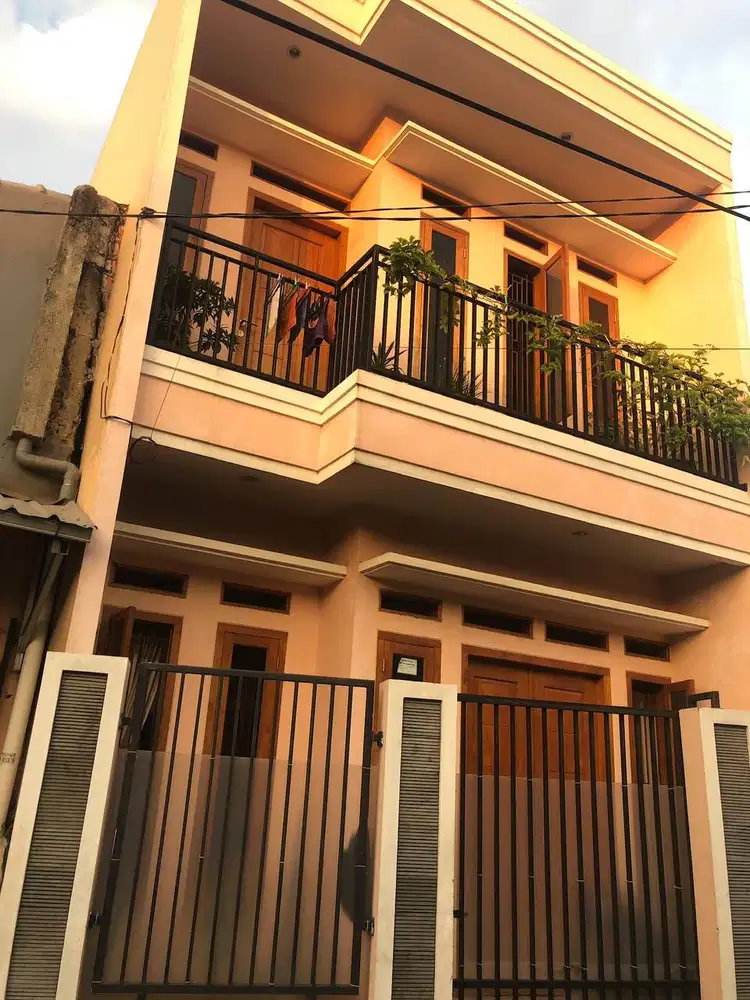 DIJUAL RUMAH SHM TANPA PERANTARA