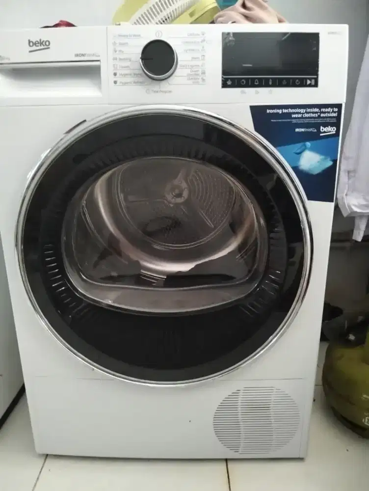 Di jual pengering baju atau dryer beko 9kg