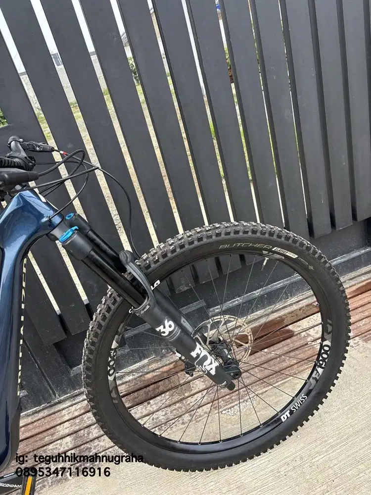 MTB CARBON SPECIALIZED STUMPJUMPER EXPERT 29' not Polygon