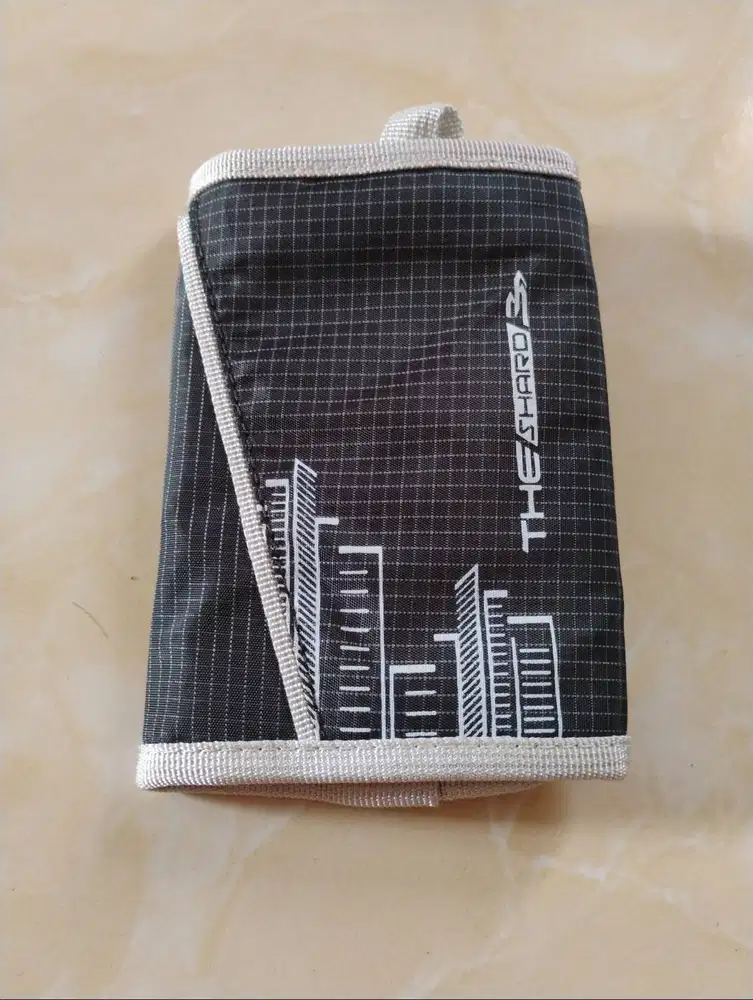 Dompet Consina Shard