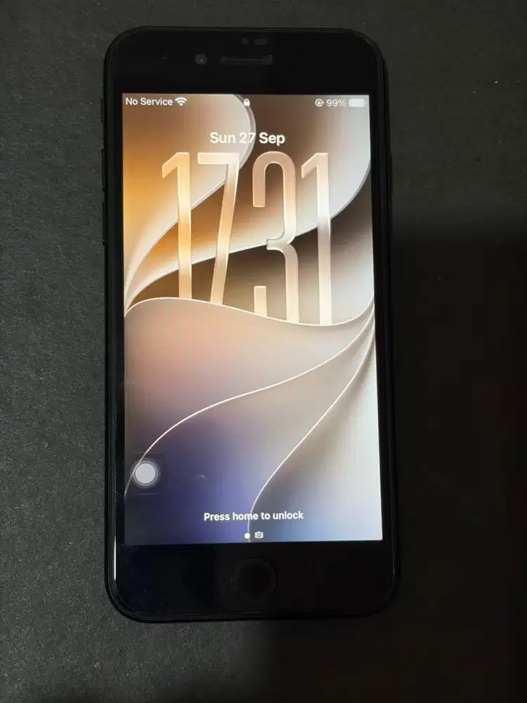 iPhone SE Gen 2 (2020) 128GB ex iBox