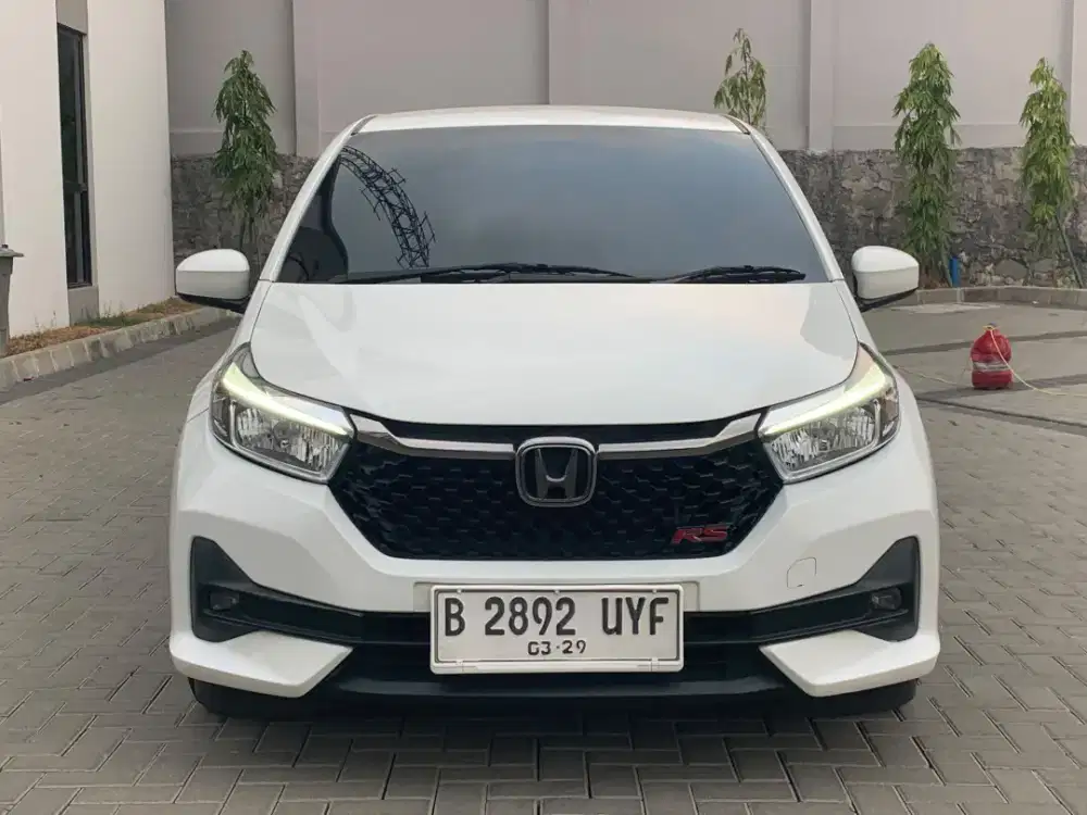 [LOW KM] HONDA BRIO 1.2 E AT 2024 PUTIH