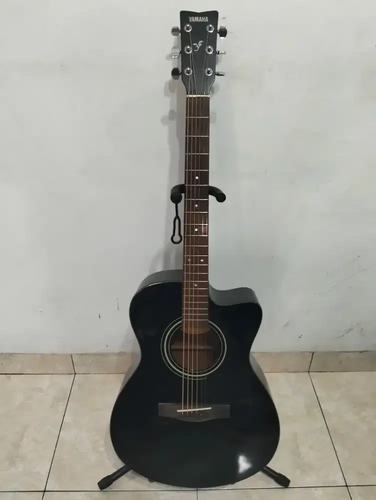 Gitar Akustik Yamaha FS100C