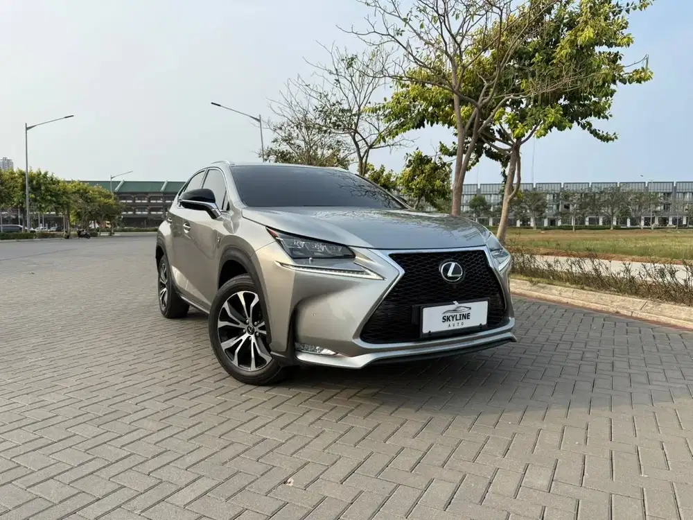JUAL CEPAT! LEXUS NX200 T F-SPORT AT 2016 FULL OPTION PAJAK PANJANG