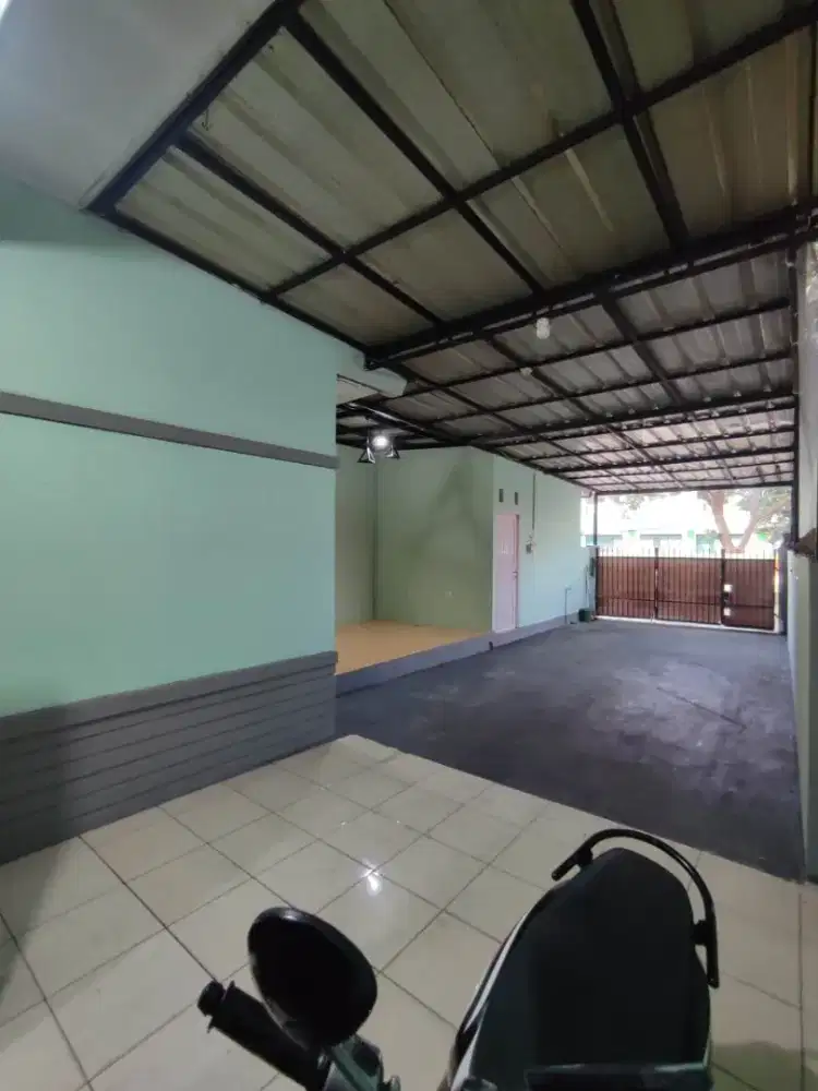 Dijual Rumah plus Kios LT143m LB100m Lokasi Strategis Depan Sekolah