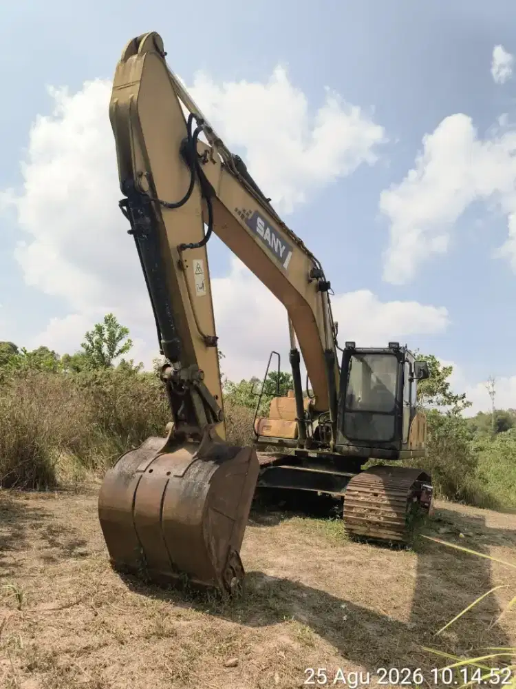 EXCAVATOR SANY SY215c