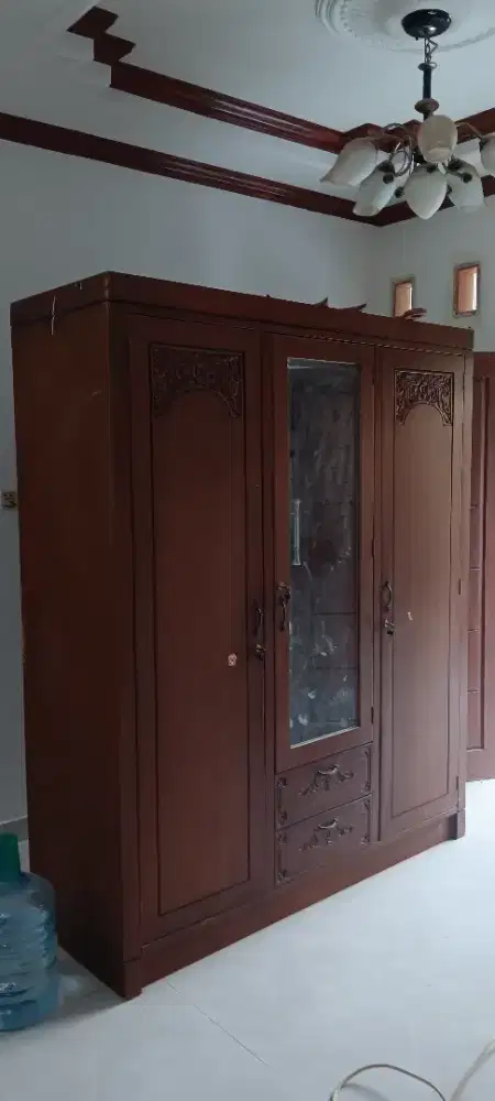 Lemari jati 3pintu
