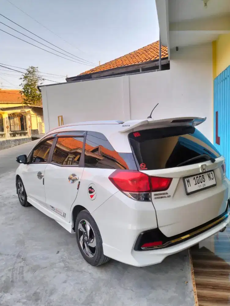 Honda mobilio RS tahun 2014