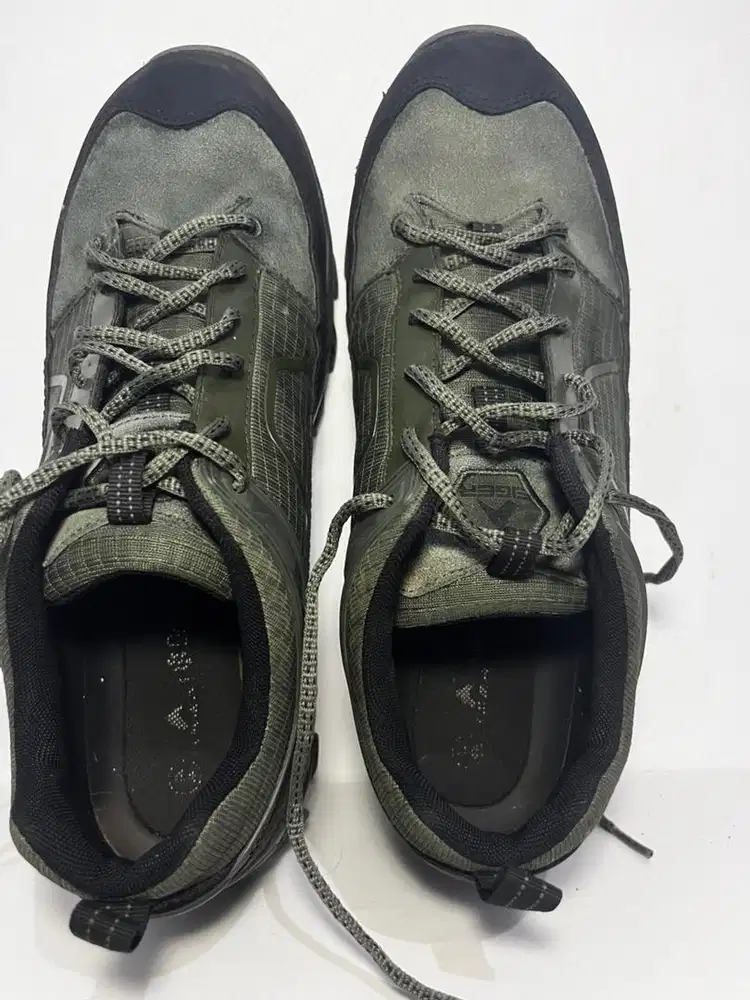 Sepatu hiking eiger piranha bekas pemakaian baru 3x untuk hiking