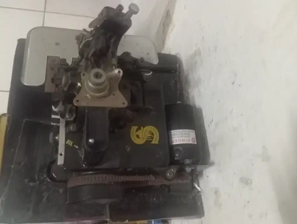 Mesin obras singer 81A1