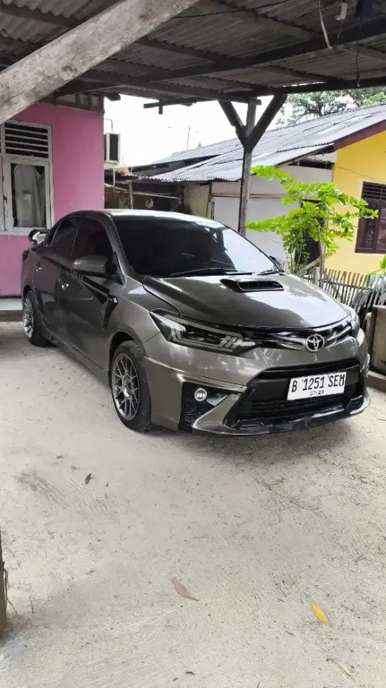 dijual vios gen 3 , lengkap pajak baru