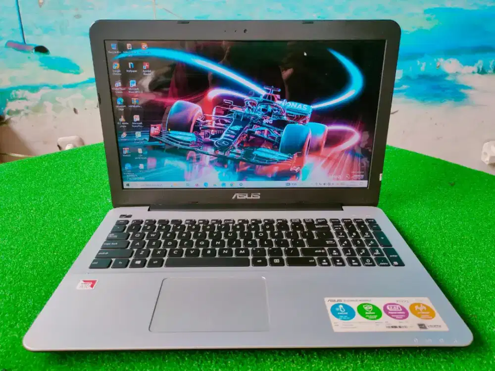 Laptop Desain Asus X555QG AMD A12 8 SSD 256GB Dual VGA R7 M340 Gahar