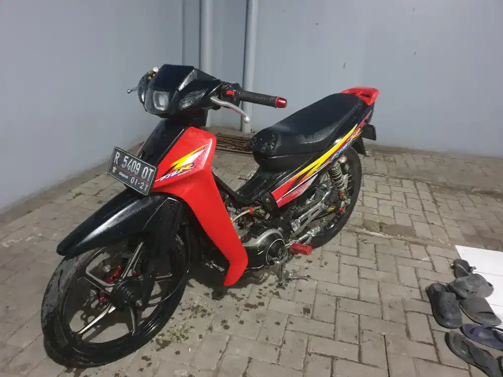 F1ZR tahun 2001