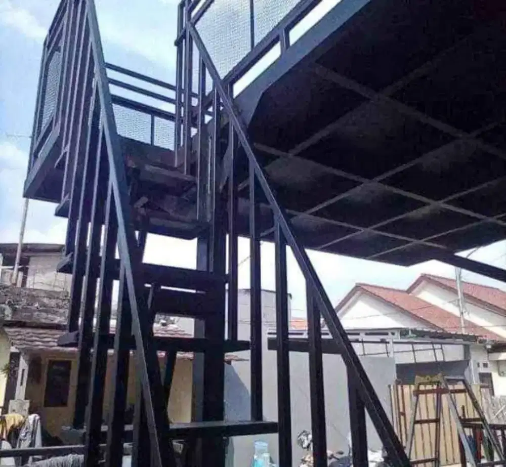 Kanopi mezzanine modern