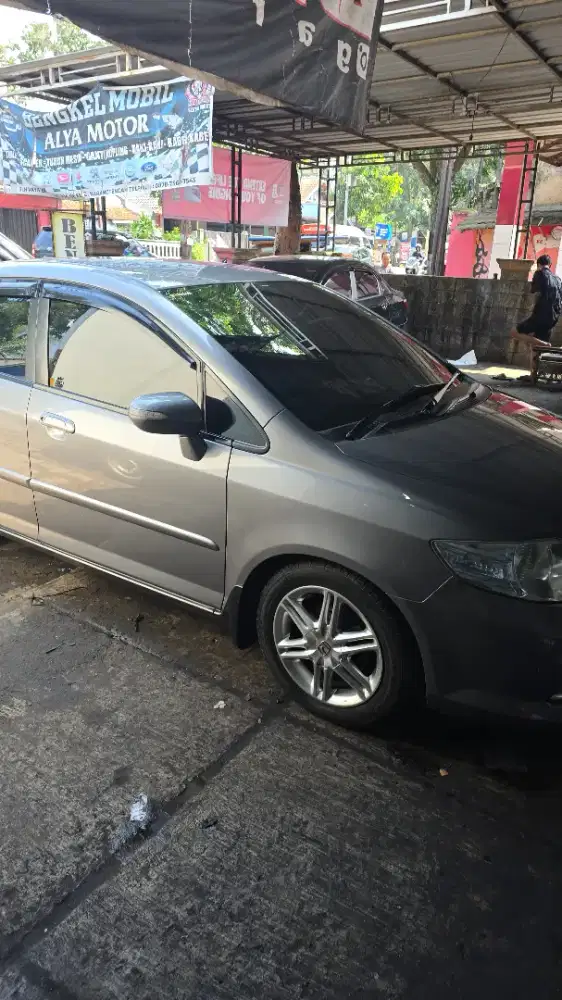 Di jual mobil pakaian