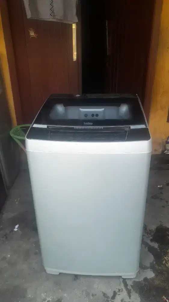 Mesin cuci 1 tabung  merk beko