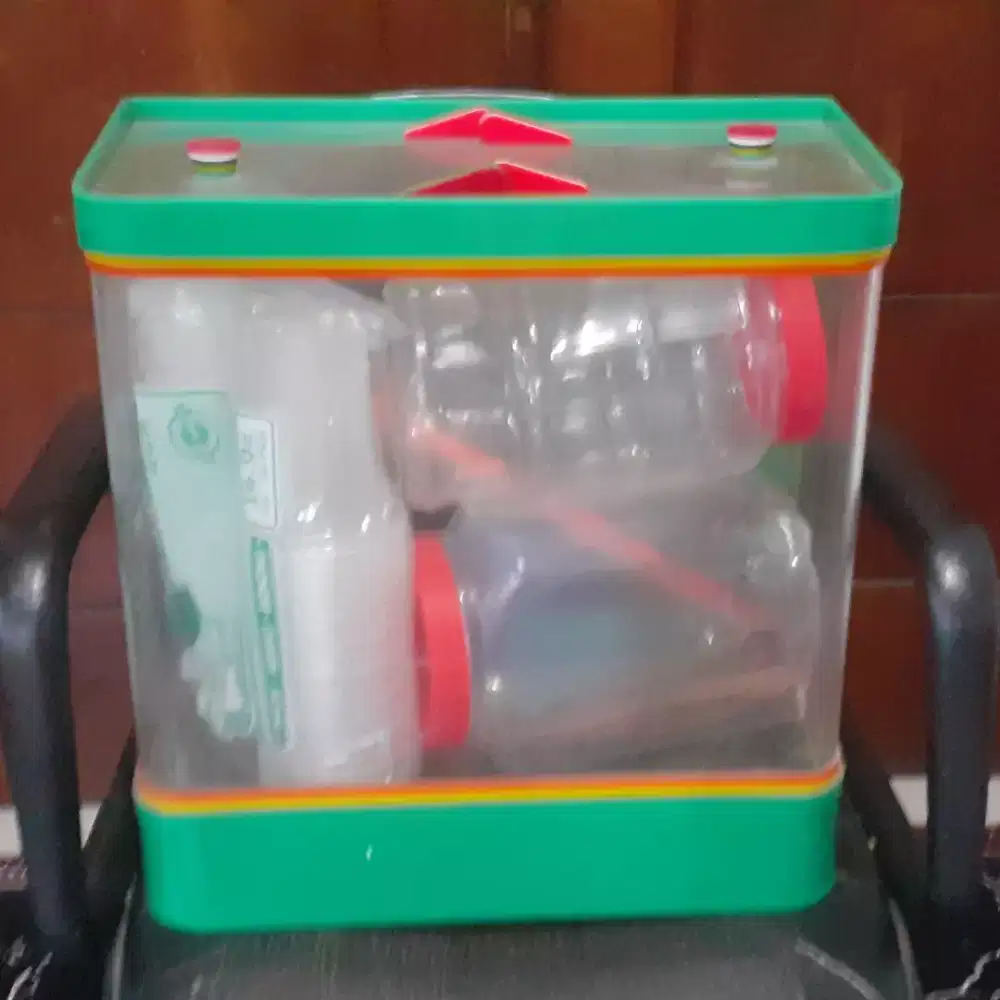 Akuarium untuk dagang Es