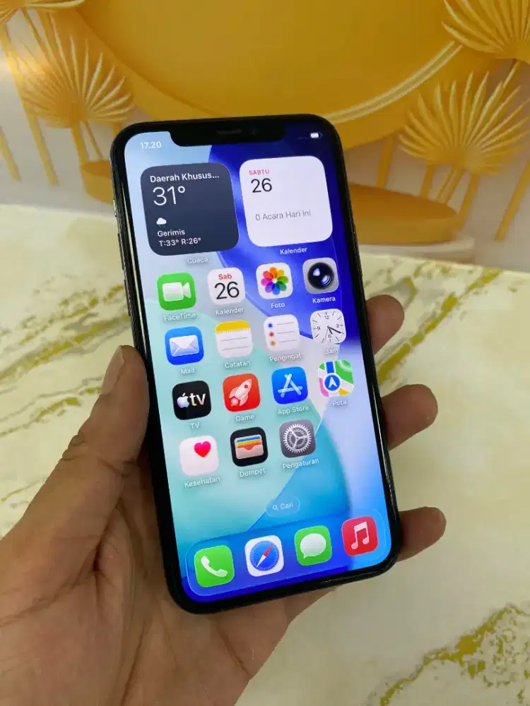Iphone 11 pro 64gb hp charger