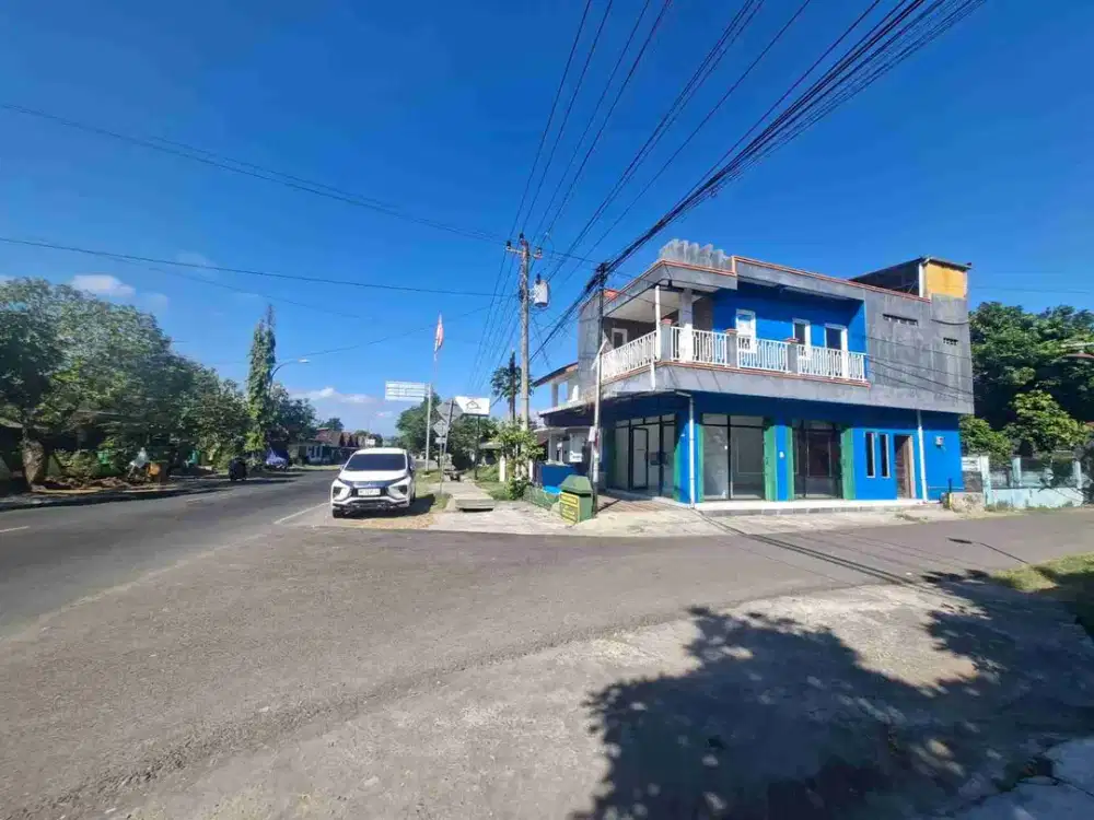 Disewakan Ruko 2 Lantai Strategis Di Kota Bàntul Yogyakarta
