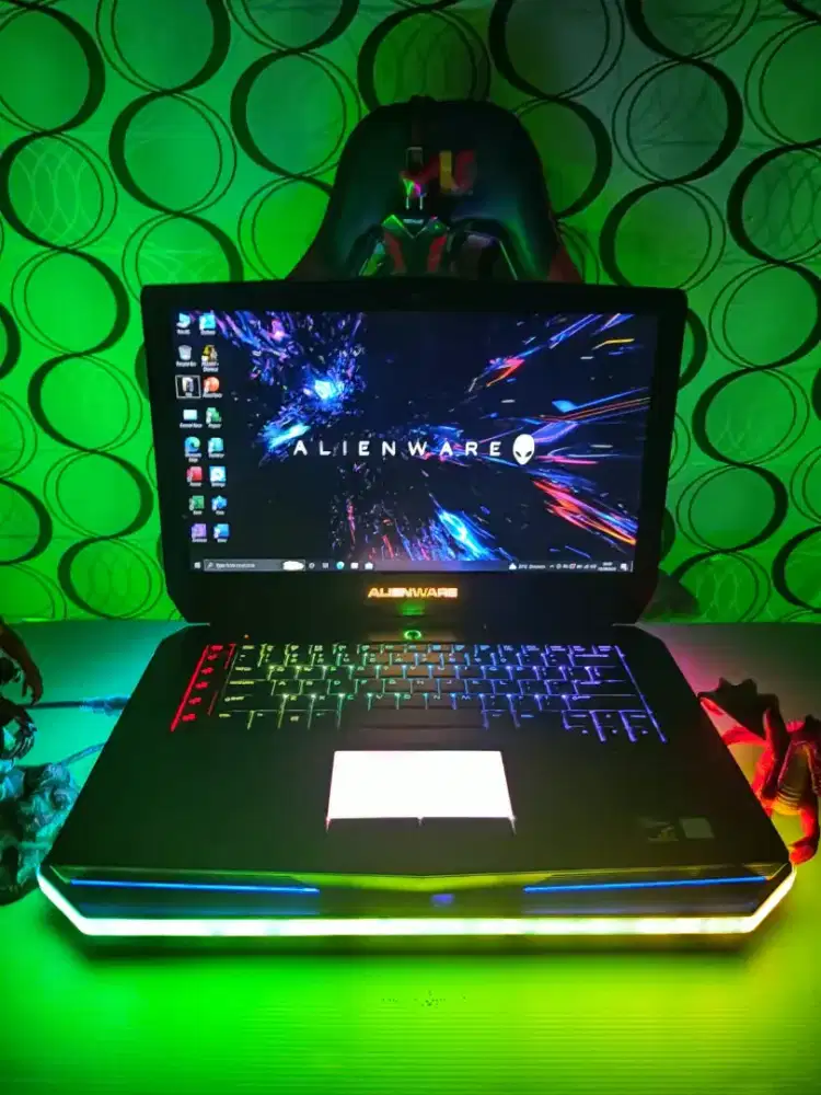 Laptop Gaming Alienware 15 Cire i7 ram 16/512gb Ssd Dual Vga Siap Pake