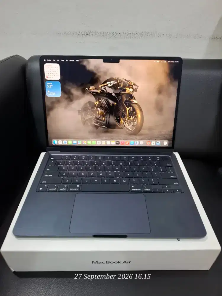 MacBook Air M2 2022 - 8/512 fullset ex iBox